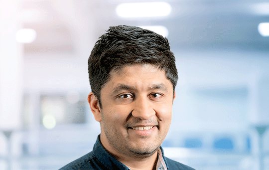 Swiss Re’s Adi Mehta wins the 2021 Aon Scholarship