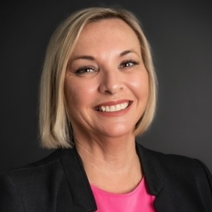 Headshot of Jennifer Bax