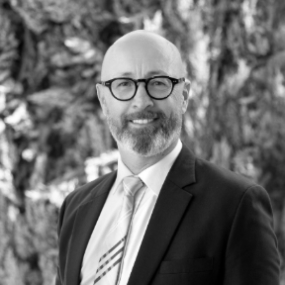 Brett Piggott headshot